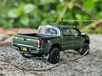 &lt;1/64模型車開箱&gt; Toyota Tacoma TRD 