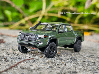 &lt;1/64模型車開箱&gt; Toyota Tacoma TRD 