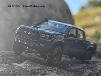 &lt;1/64模型車開箱&gt; Toyota Tacoma TRD 