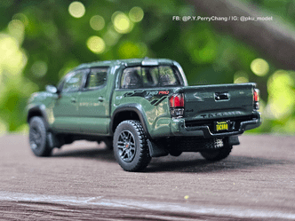 &lt;1/64模型車開箱&gt; Toyota Tacoma TRD 