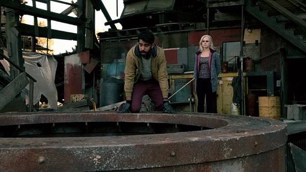 iZombie.S01E03.HDTVrip.1024X576[00-46-58]