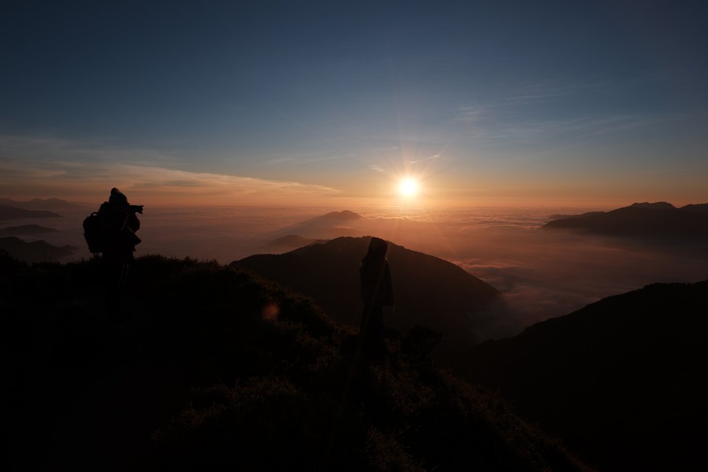 合歡山主峰-你拍她我在後面拍你們