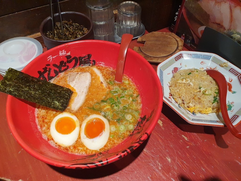 ラー麺ずんどう屋-京都三条店的拉麵