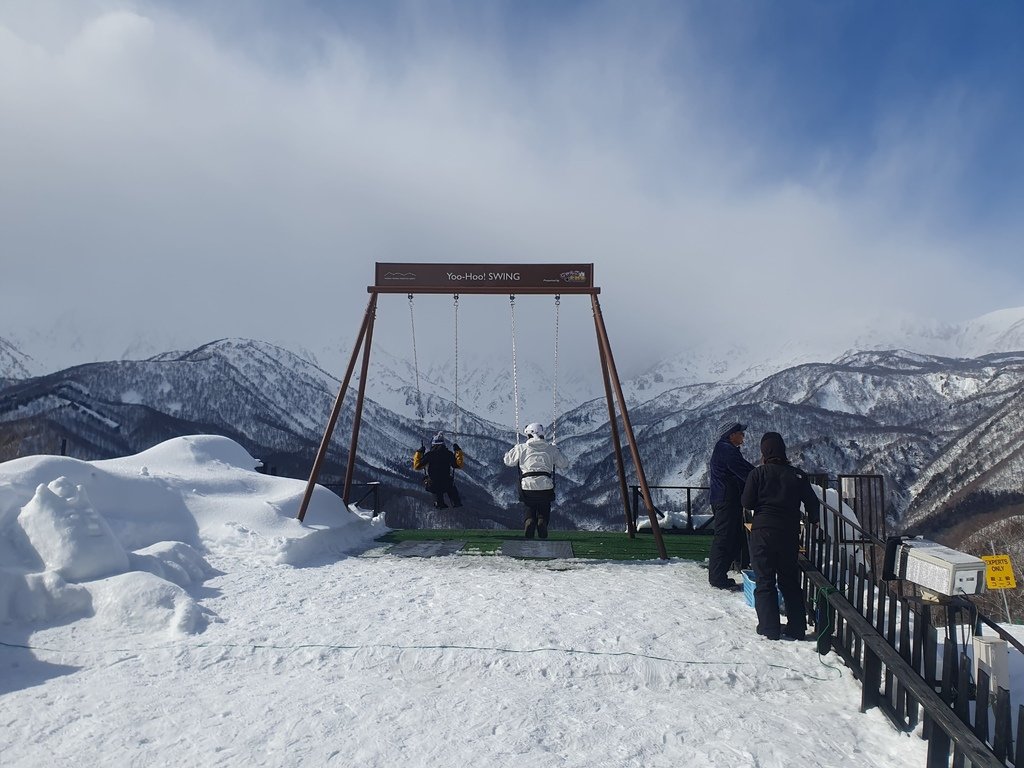 HAKUBA MOUNTAIN HARBOR | Hakuba Iwatake Mountain Resort-Yoo-Hoo! SWING-盪鞦韆