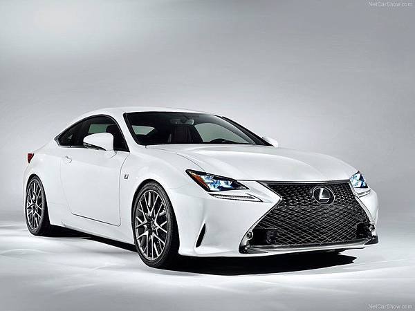 Lexus-RC_F_Sport_2015_800x600_wallpaper_01