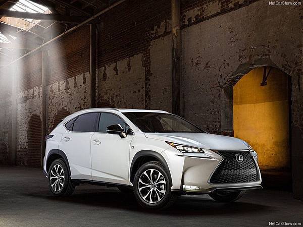 Lexus-NX_2015_800x600_wallpaper_04