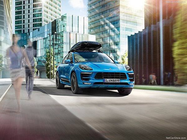 Porsche-Macan_2015_800x600_wallpaper_0c