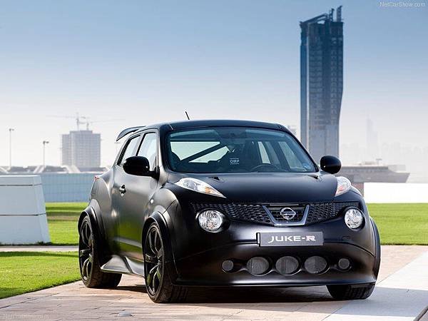 Nissan-Juke-R_Concept_2011_800x600_wallpaper_01