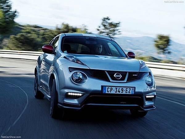 Nissan-Juke_Nismo_2013_800x600_wallpaper_1b