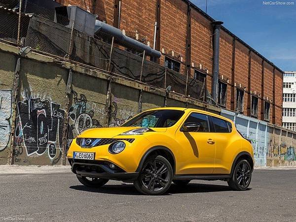 Nissan-Juke_2015_800x600_wallpaper_03