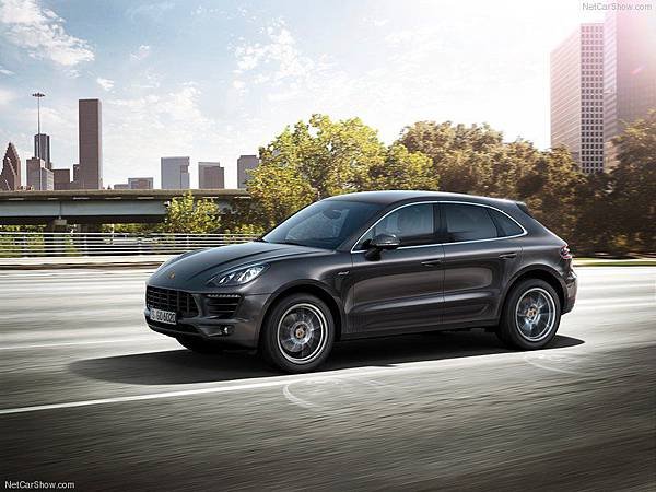 Porsche-Macan_2015_800x600_wallpaper_0b