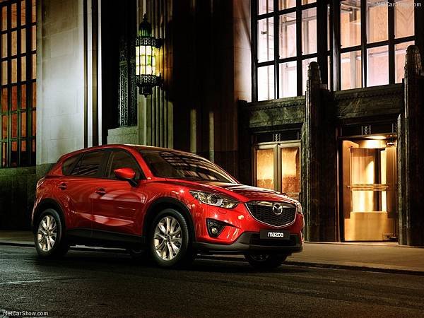 Mazda-CX-5_2013_800x600_wallpaper_07