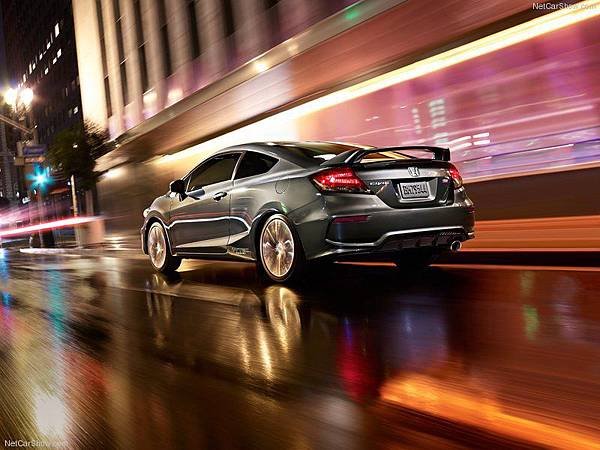 Honda-Civic_Si_Coupe_2014_800x600_wallpaper_02