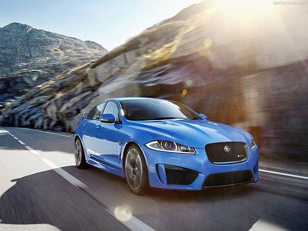 Jaguar-XFR-S_2014_800x600_wallpaper_05