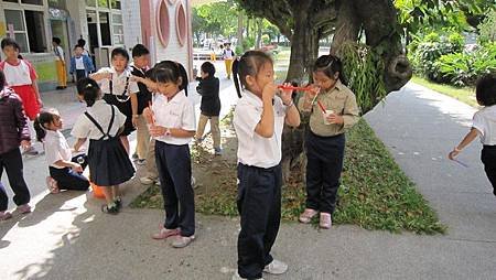 102_1024吹泡泡 (1).jpg