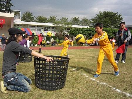 102_1214校慶運動會50.jpg