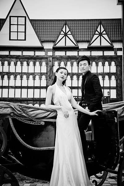 2018年最流行婚紗風格！超美韓風攝影搶先了解個性婚紗照片成為了拍攝主流當英國的優雅結合韓風的唯美，就是今年最新流行的婚紗風格。莎士比亞婚紗