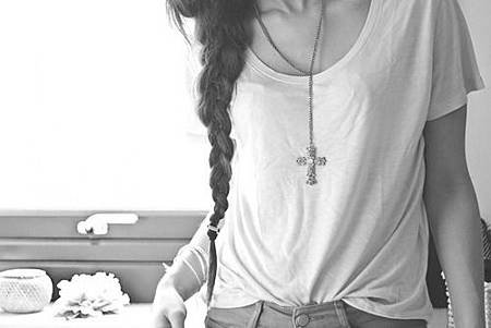 bampw-black-and-white-braid-cross-fashion-Favim_com-313705