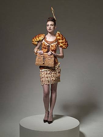 bread-dress