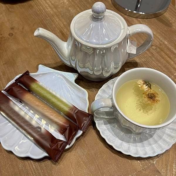 【桃園平價做臉/美容推薦】|臉霸-桃園中華店|縮時保養輕煥膚
