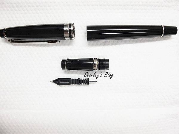 Disassembly-Waterman Expert-1.jpg
