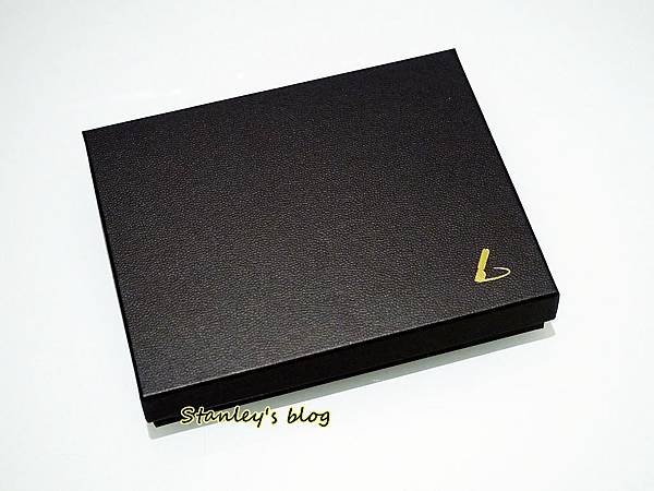 Nume L型拉鍊皮夾-01.jpg