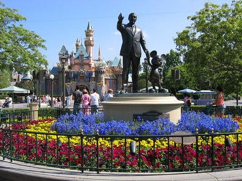 disneyland1.JPG