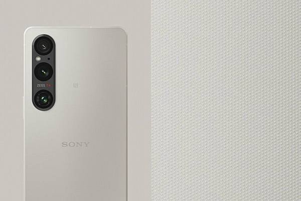 Xperia 1 V-1.jpg