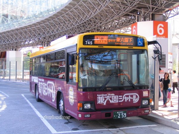 j1019l.JPG