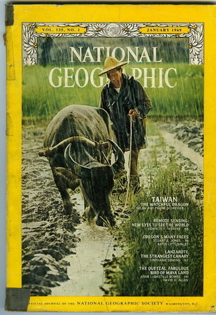 National Geographic 1969.jpg