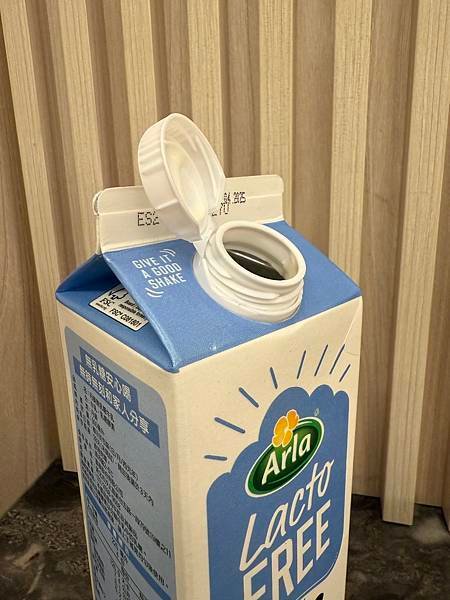 【無乳糖牛乳開箱】 Arla｜丹麥無乳糖牛乳，乳糖不耐也能安