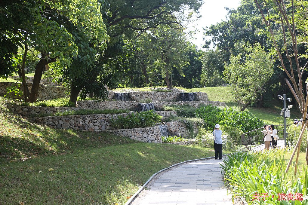 哈赫拿爾森林公園 水岸秘境 遠離都會塵囂 森湖溪