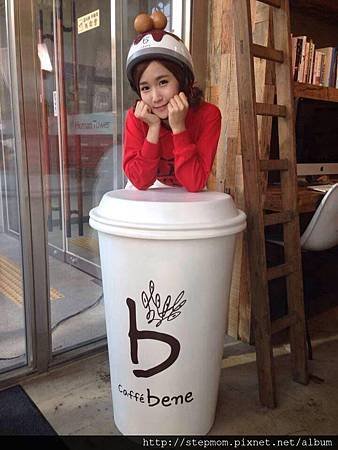 Crayon-Pop-Caffe-Bene-4.jpg