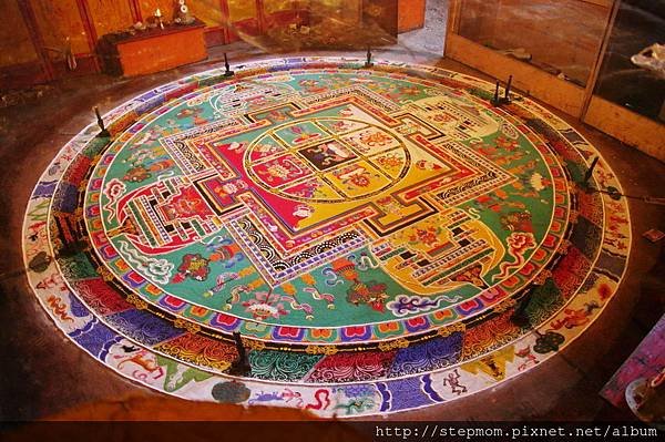 TIB-gyantse-pälkhor-3-d-mandala-1.jpg