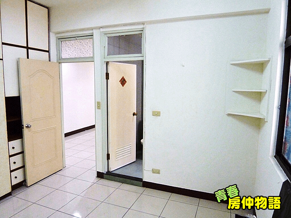主臥房4.PNG