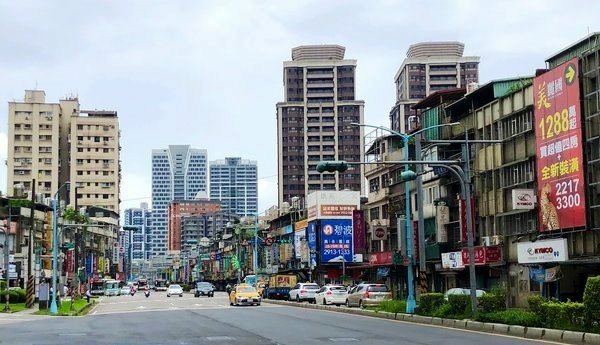比房地合一2.0更慘！預售屋禁換約「讓子彈飛」掀逃命潮 .jpg