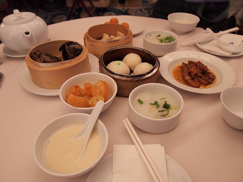 01.趕著六點就去吃早餐，因為今天要下船囉！