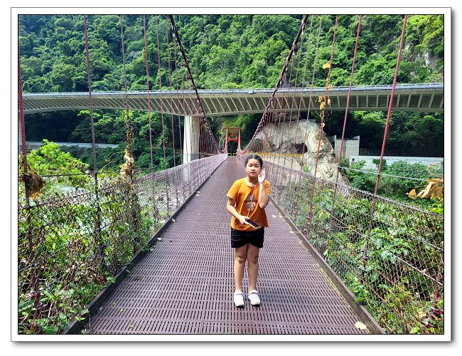 出磺坑吊橋，西部小太魯閤