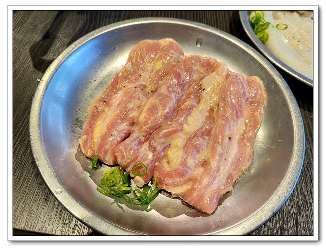 燒肉Yakiniku SHOJO，日式居酒屋氛圍