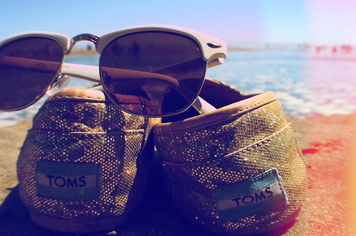 cool-fashion-fun-glasses-summer-toms-favim-com-42531