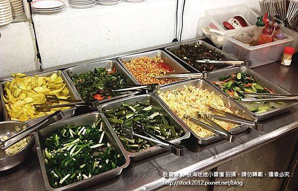 [網誌] 台北金羅道韓式拌飯料理,信義安和通化街夜市隱藏版韓國平價美食,小菜吃到飽,炸甜地瓜,菜單,營業時間,外送 (石鍋拌飯,韓式煎餅,辣炒年糕,仙草蜜,藥念醬,臨江街)1