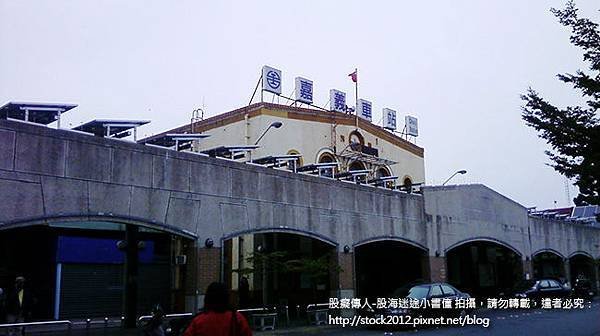 [食記] 嘉義火車站車頭火雞肉飯,35年在地老店火雞肉飯美食 (評價,營業時間,菜單,多少錢,電話,在那裡,地址,推薦,油蔥酥,排骨飯)2