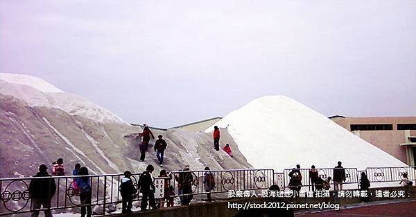 [旅遊]嘉義一日遊景點,布袋鹽山,蘭潭風景區月影潭心,潮間帶休閒館:推薦休閒漫步好地方(暑假,寒假,南部旅行,地址,電話,食記,美食,1737臺鹽生技館,海上巴士,外傘頂洲,嘉年華)