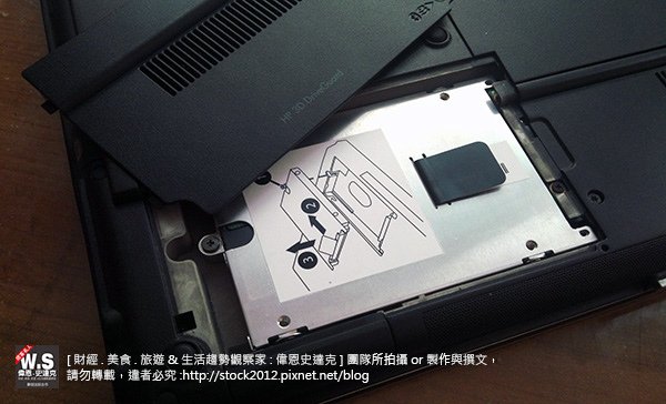 [3C電腦]創見SSD340固態硬碟128G開箱與安裝拆教學圖文實測分析,評價推薦品質(Transcend,保固,維修,傳輸線,mac book air,256G,1TB) (9)