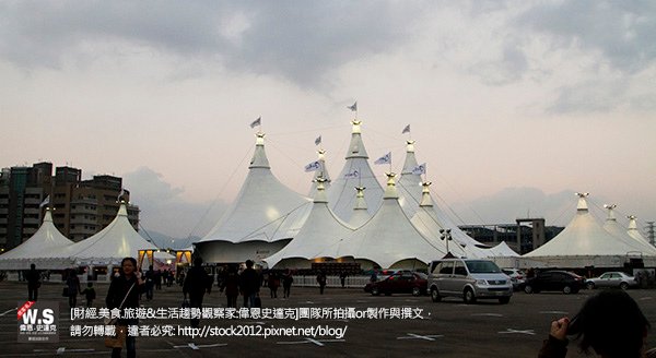 Cavalia劇團 夢幻舞馬,觀後心得,推薦高評價藝術表演卡瓦利亞超好看 (時間,座位,位置,售票,購票,高鐵套票,折扣,林懷民,馬戲團,中文,Show,水舞,聲光投影)