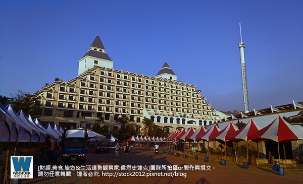 淡水漁人碼頭福容飯店,餐廳推薦情人塔,阿基師觀海茶樓,價格優惠盡收海邊美景,夜景超美(票價,交通,必吃,美食,約會必去,自助餐,下午茶,buffet,電話) (25)