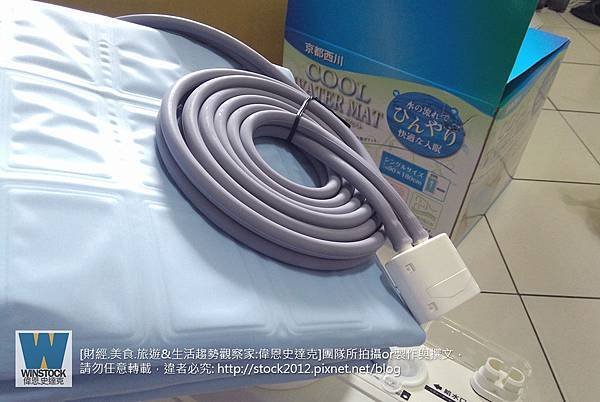 [開箱]京都西川,冷水循環墊(COOL WATER MAT)推薦酷涼墊進階版,価格省電費消暑床墊涼被,台灣壹世代溫博士MIT代工(冷凝床墊,冷卻水,) (21)