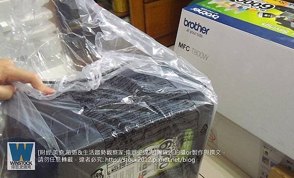 [開箱]日本品牌Brother印表機評價推薦MFC-T800W連續供墨超大印量事務機,首創墨水盒免外掛不佔空間(噴頭,維修,卡紙,離線,無法列印,A3,specs) (6)