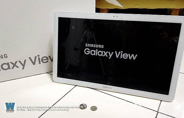 Galaxy View tablet 開箱,體驗 規格18.4吋可攜式平板台灣上市,兼具電腦,電視,App遊戲娛樂_開箱篇 (9)