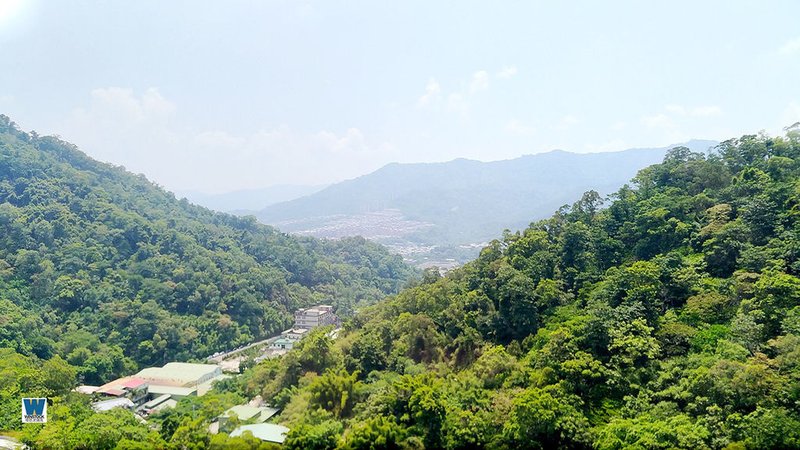 伴山別墅建案賞屋評價心得,新店安坑房價,交通,生活機能,安坑輕軌 (一期,二期,地質,順向坡,實價登錄,實品屋) (15)